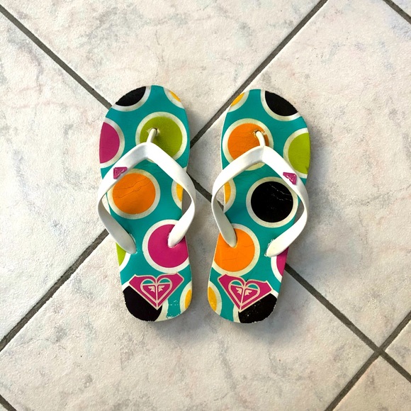 Roxy polka dot flip-flops